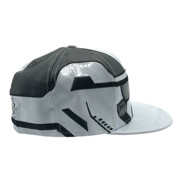 New Era 59FIFTY Star Wars Stormtrooper Big Face Cap Hat Size 7 1/4 Black White - Picture 2 of 9